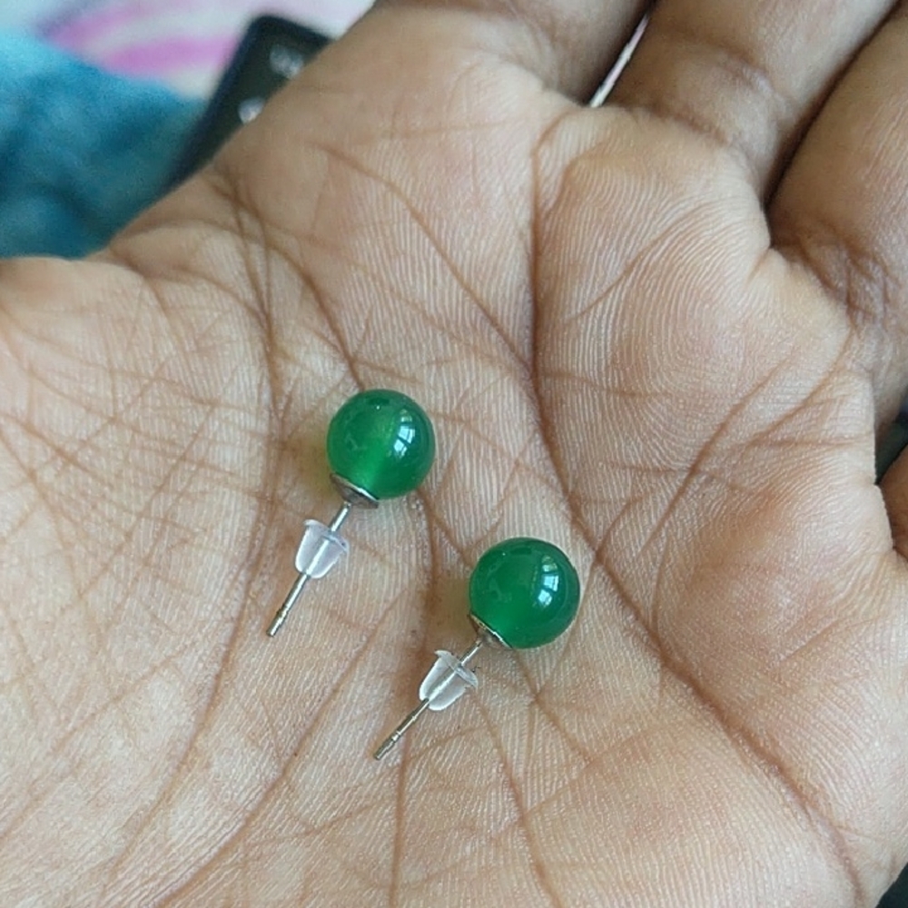 Green Agate Bead Stud Earrings - Classic Women's Jewelry